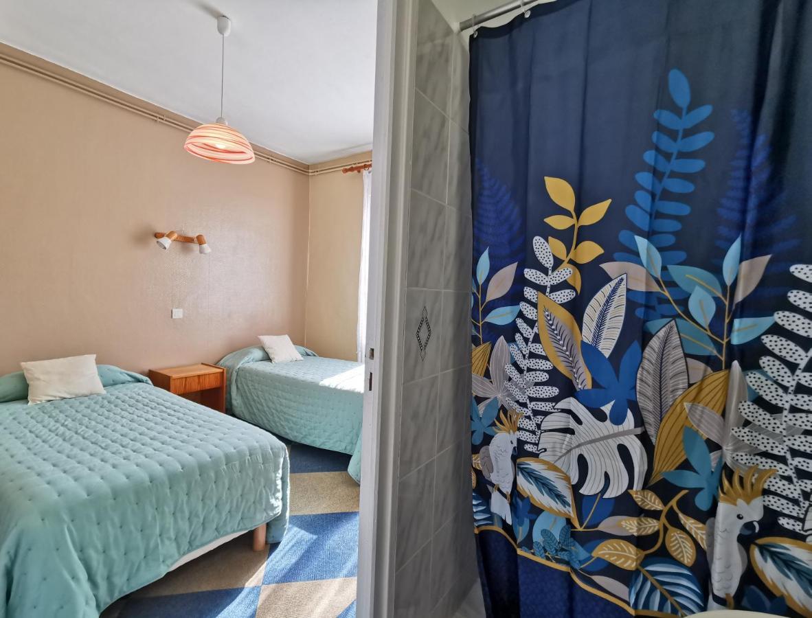 Hotel Le Pasteur Руайян Экстерьер фото